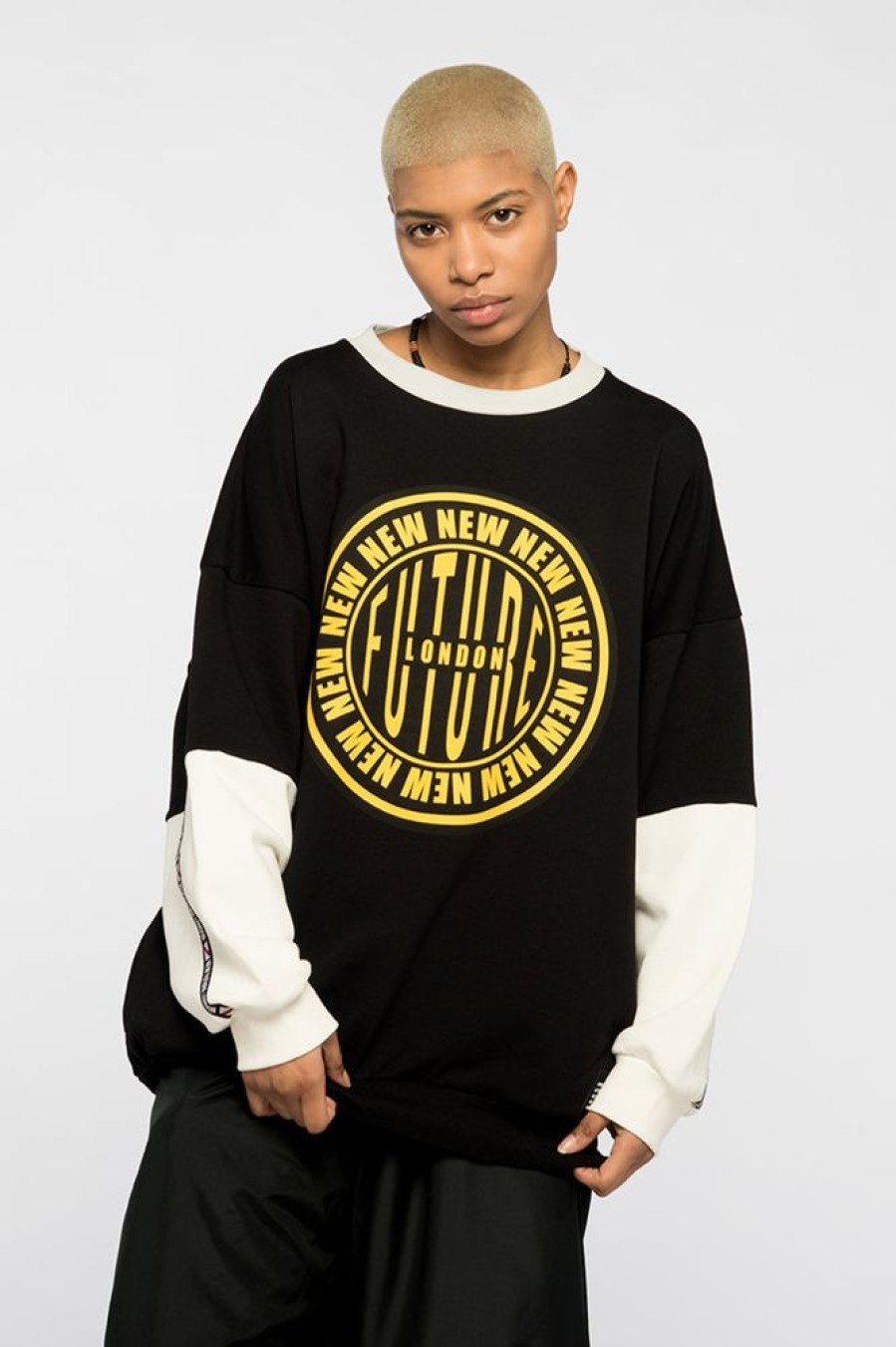 Unisex NEW FUTURE LONDON | Stamp Logo Sweatshirt (Black/Yellow)