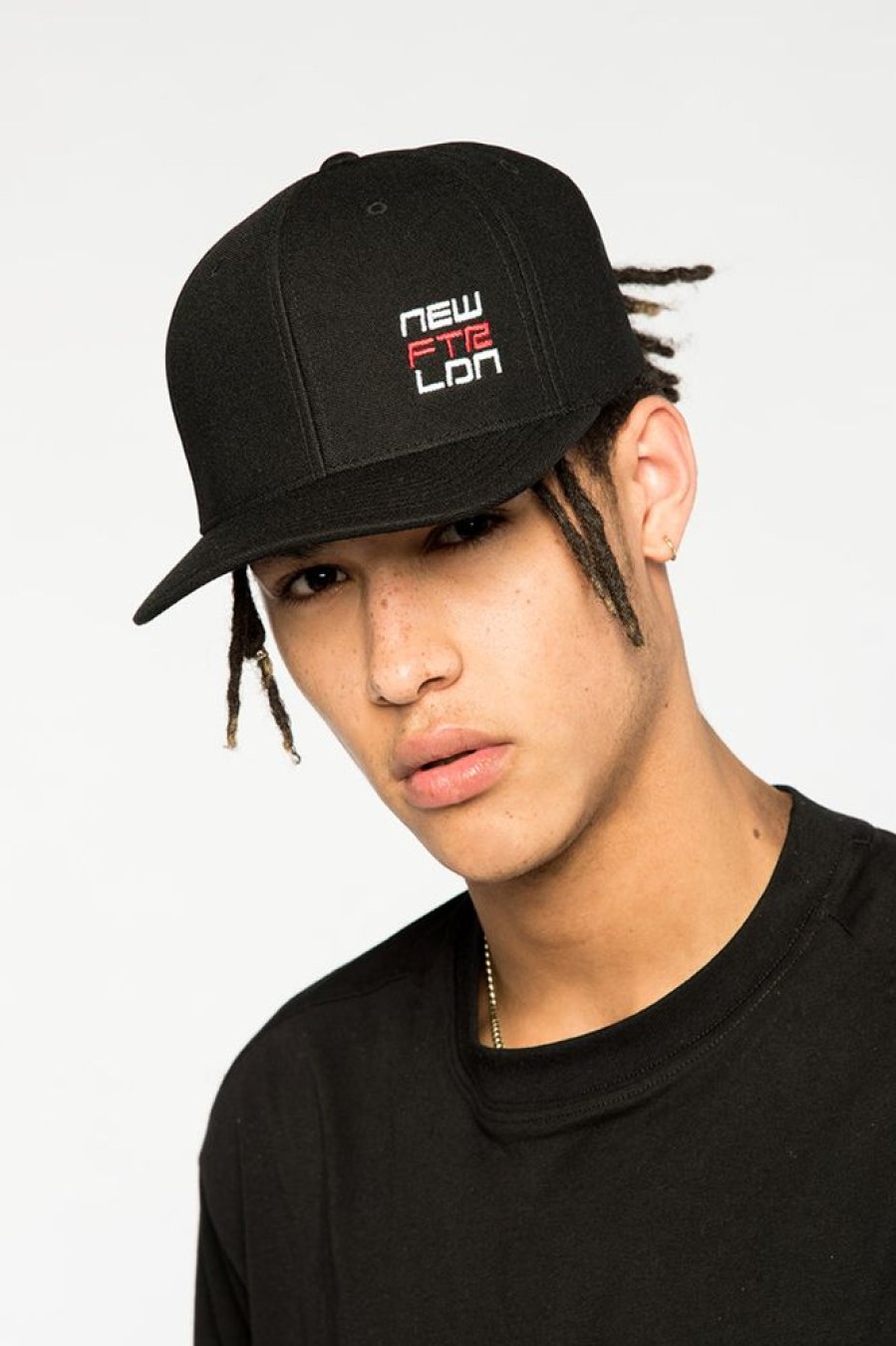 Unisex NEW FUTURE LONDON | Racer Logo Cap (Black)