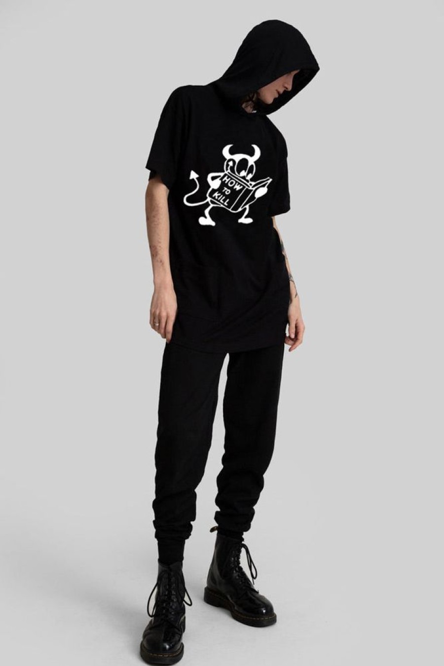 Unisex LONG CLOTHING | How To Kill - Hooded Tshirt (B)