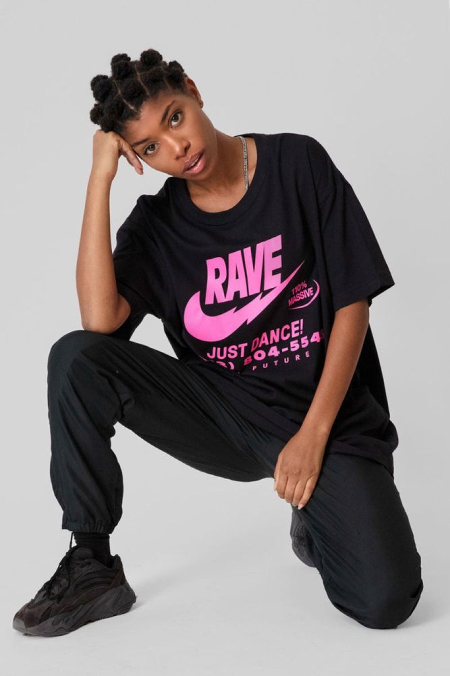 Unisex NEW FUTURE LONDON | Illegal Rave (Pink) - Tshirt